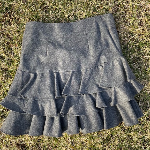 Ralph Lauren Rugby charcoal gray wool ruffle skirt - Picture 4 of 6